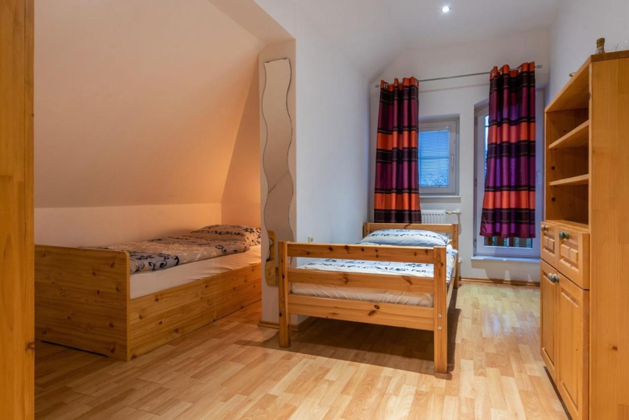 A&A Apartmany Liptovsky Mikulas Bagian luar foto