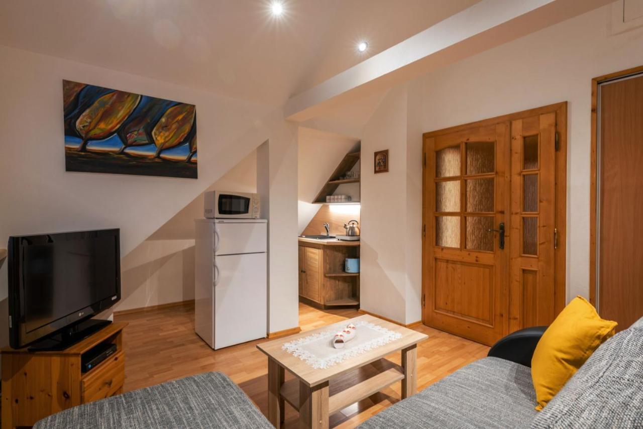 A&A Apartmany Liptovsky Mikulas Bagian luar foto